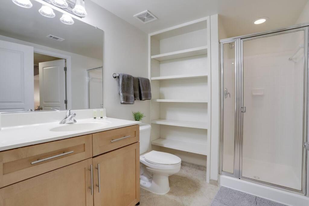 Prime Location Retreat Close To Dc And Metro Arlington Buitenkant foto